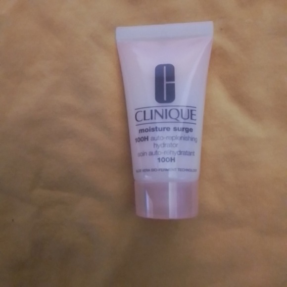Clinique 3-Pc. Discovery Kit - Picture 4 of 6